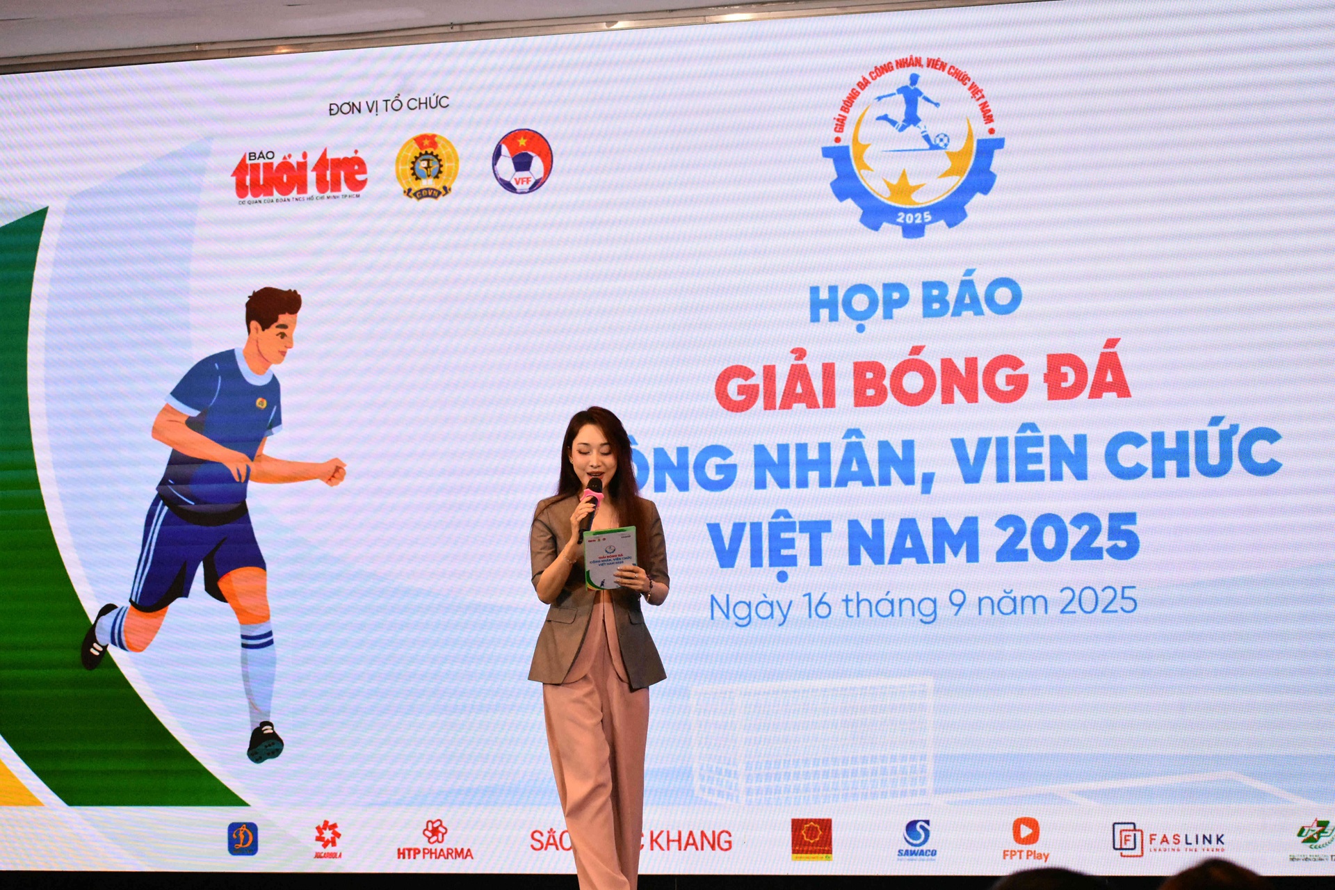 Họp báo và bốc thăm chia bảng Giải Bóng đá công nhân, viên chức Việt Nam 2025