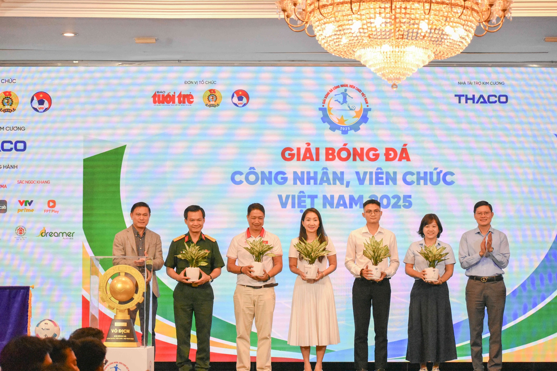 Họp báo và bốc thăm chia bảng Giải Bóng đá công nhân, viên chức Việt Nam 2025