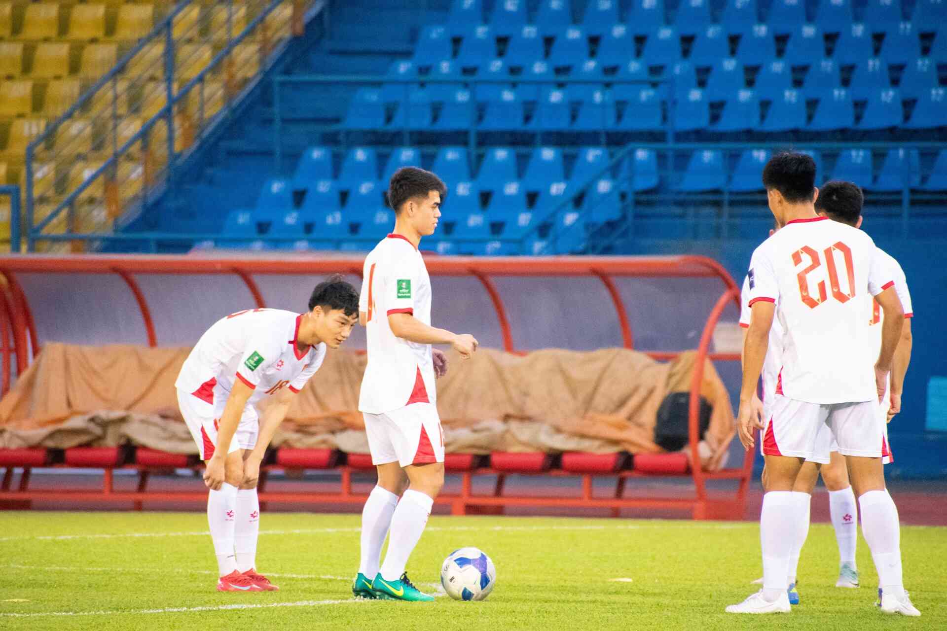 Chùm ảnh: Họp báo và buổi tập trước trận Việt Nam vs Nepal (Vòng loại thứ 3 Asian Cup 2027)