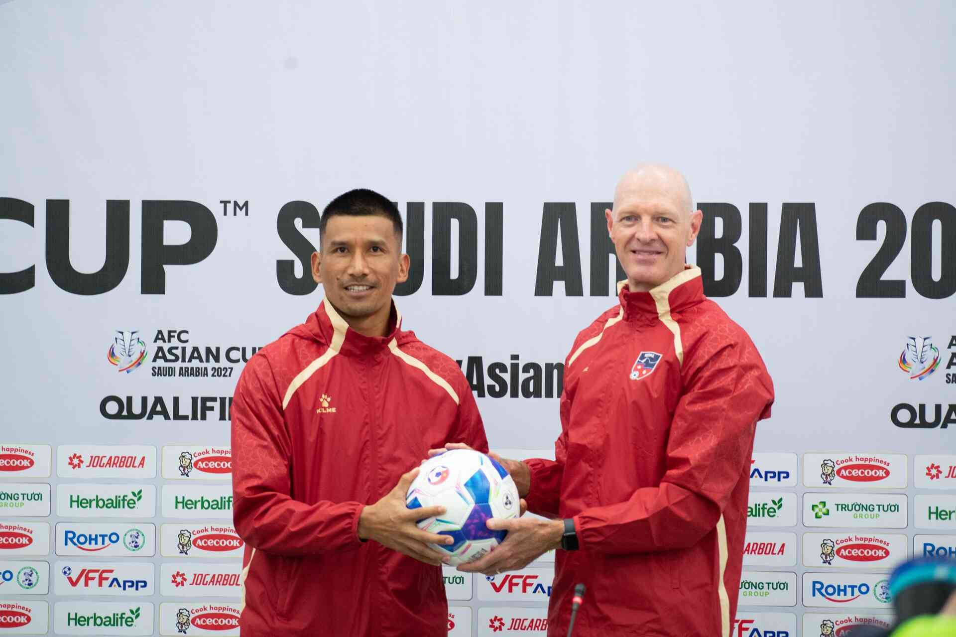 Chùm ảnh: Họp báo và buổi tập trước trận Việt Nam vs Nepal (Vòng loại thứ 3 Asian Cup 2027)