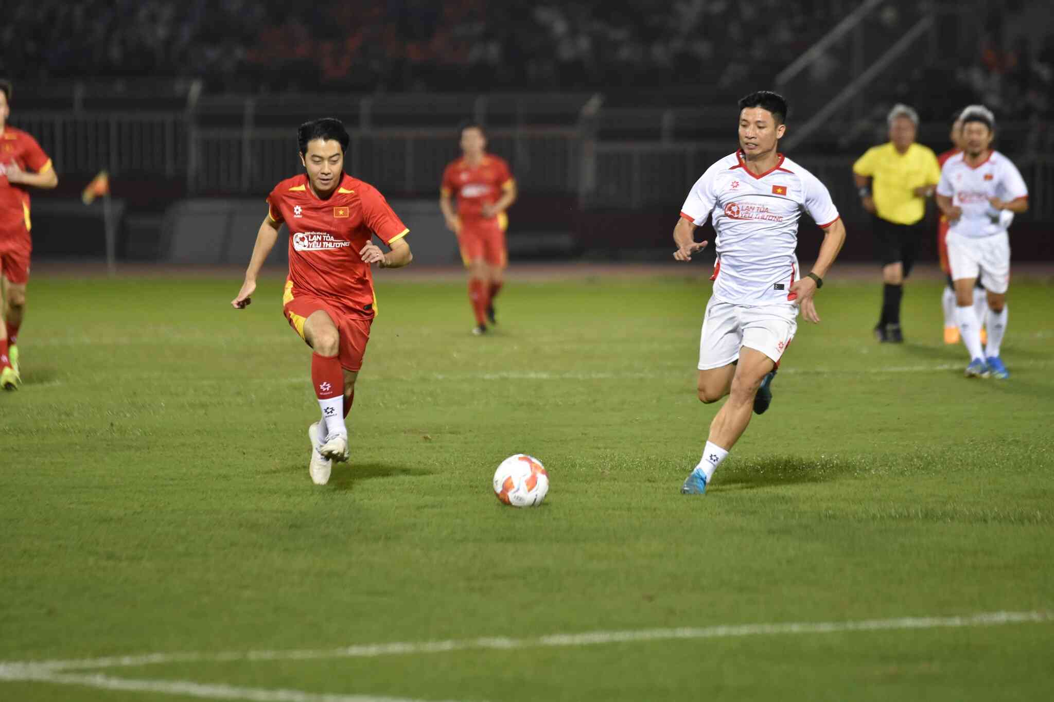 [Chùm ảnh] Giao hữu bóng đá “Lan tỏa yêu thương” 2025