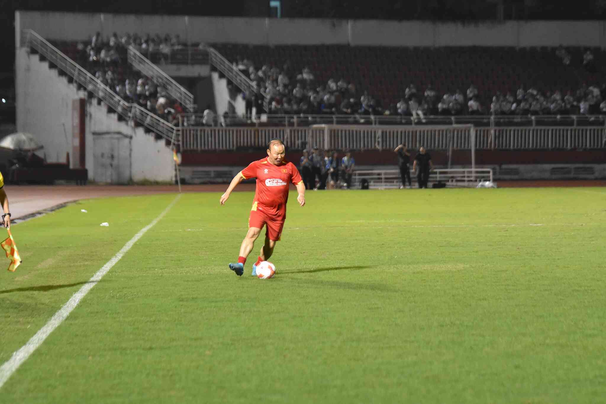 [Chùm ảnh] Giao hữu bóng đá “Lan tỏa yêu thương” 2025