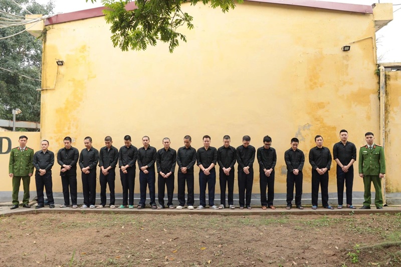 Vì sao cộng đồng mạng lại tiếc nuối cho dàn BLV web l.ậ.u?