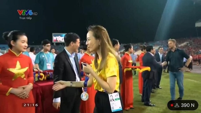 Tiêu chuẩn kép của cổ động viên bóng đá Việt Nam như thế nào?