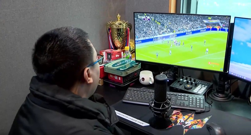 Vì sao cộng đồng mạng lại tiếc nuối cho dàn BLV web l.ậ.u?